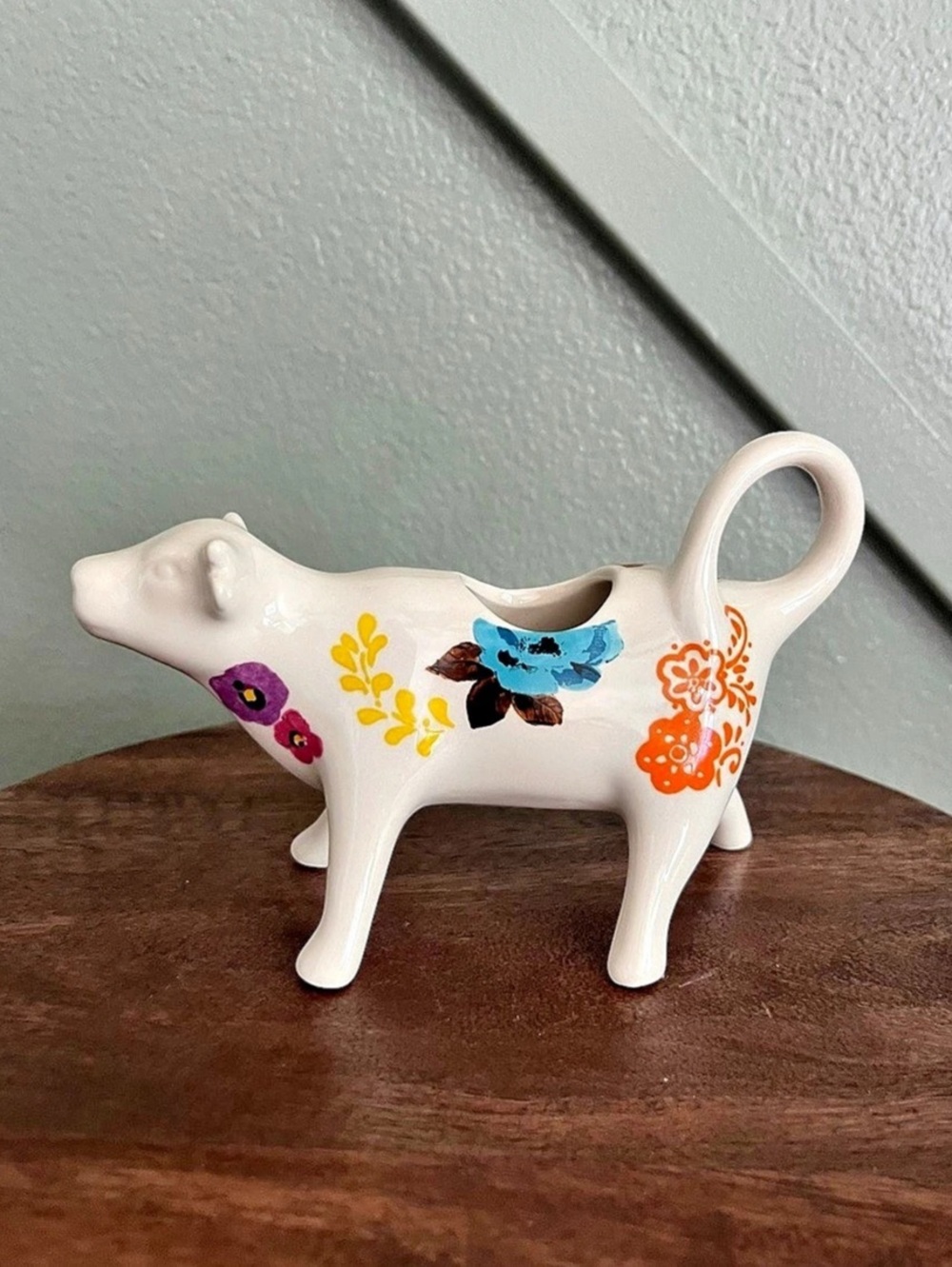 New Pioneer Woman Floral Ceramic Cow Creamer